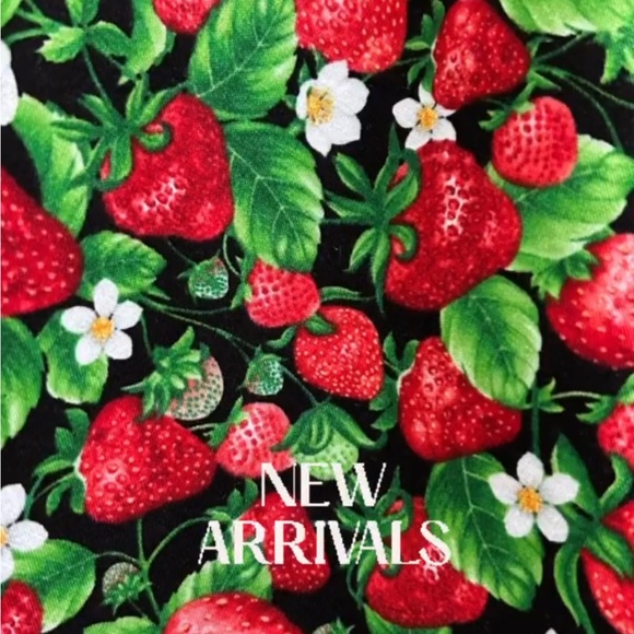 Strawberry A-Line Skirt by Retrolicious - Picture 3 of 7